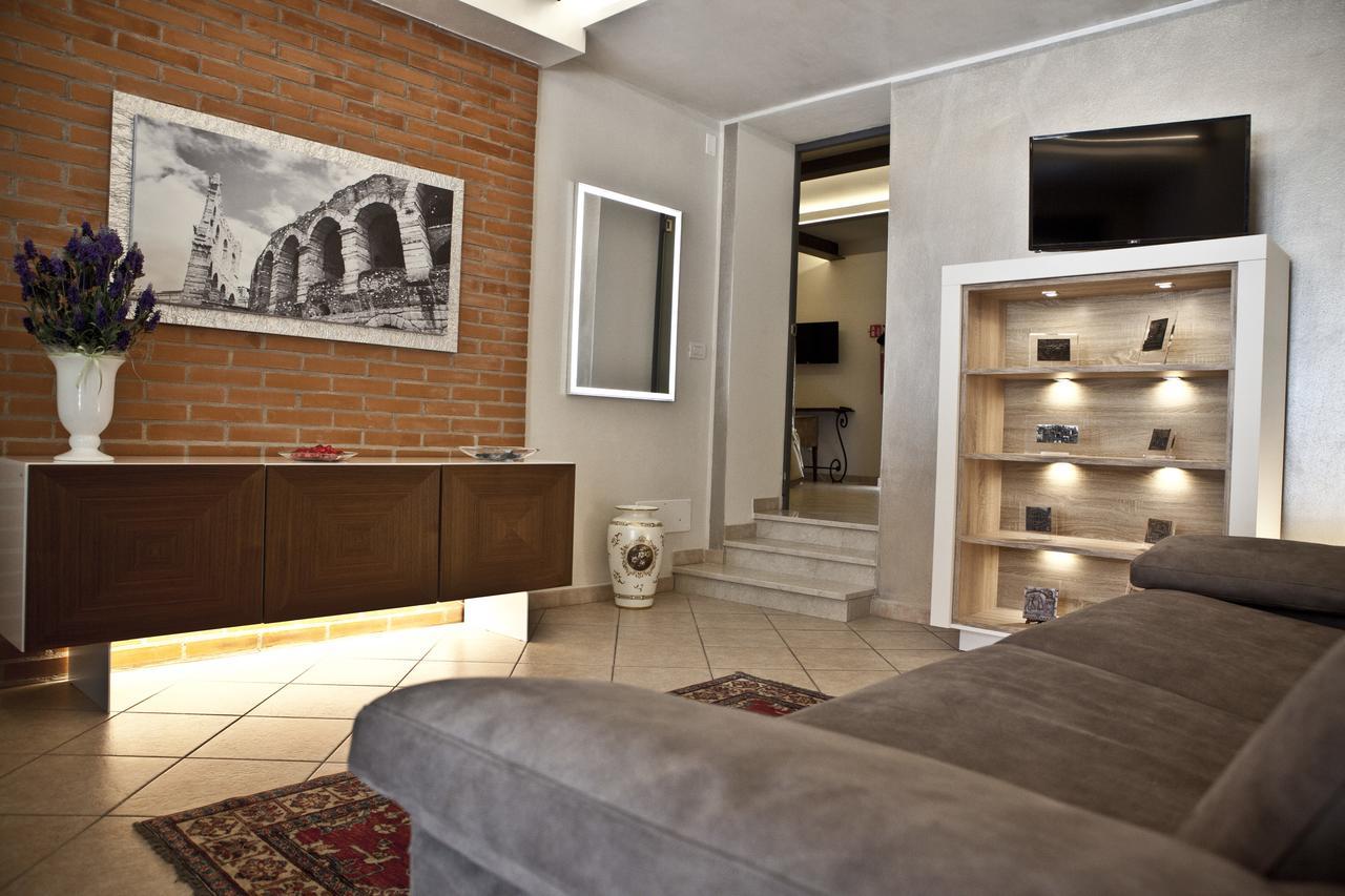 Castello San Felice Bed and Breakfast Verona Eksteriør billede